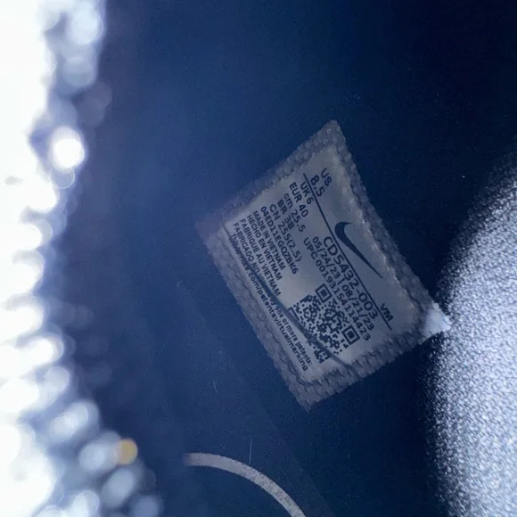 ❕EUC❕ Nike Air Max Gym Shoes - Picture 6 of 6